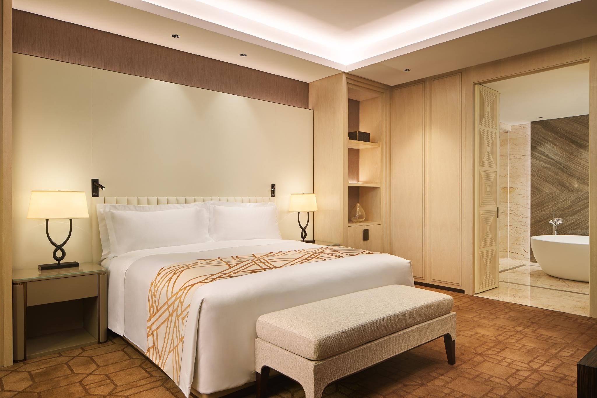 King Conrad Suite