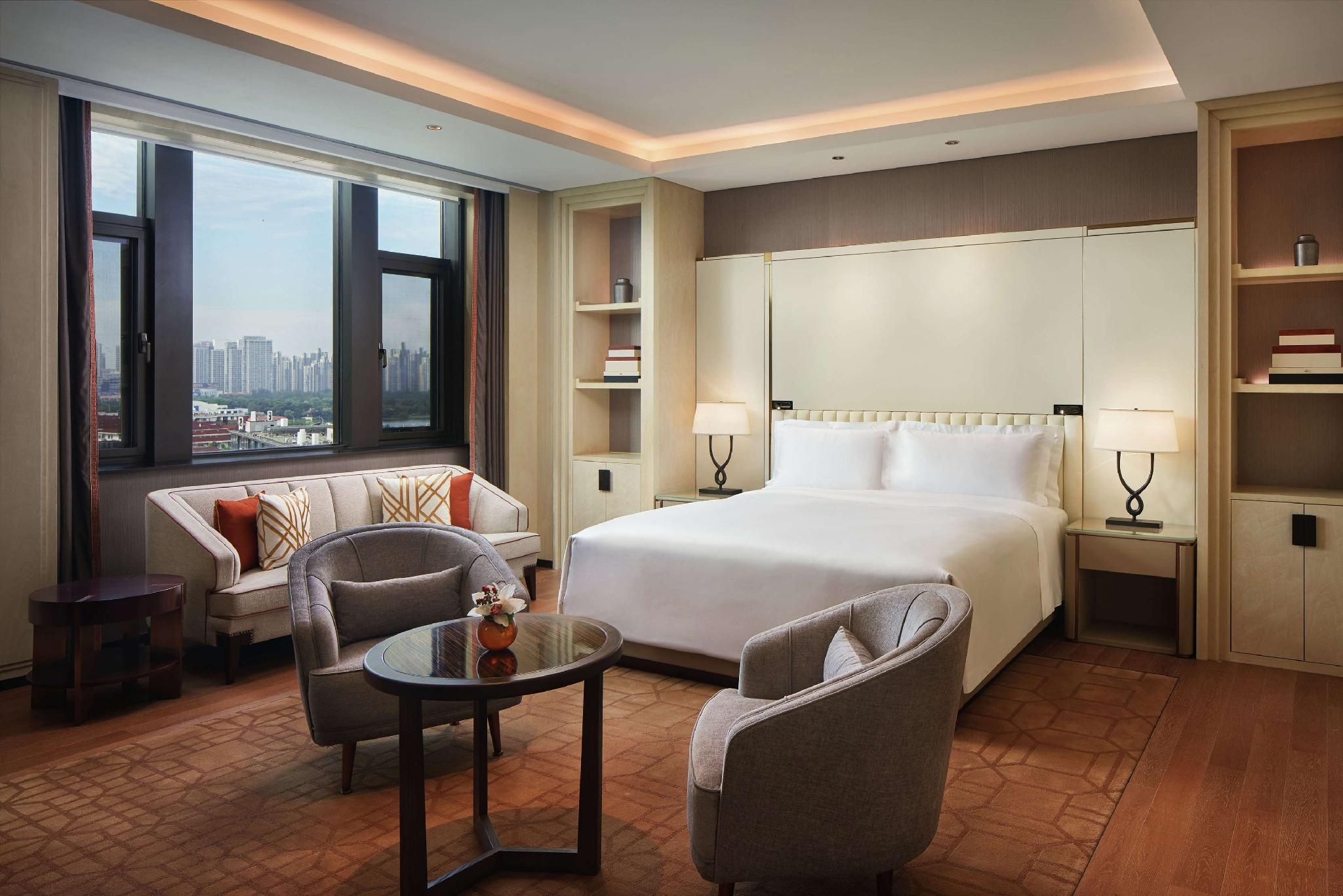 King Executive Suite