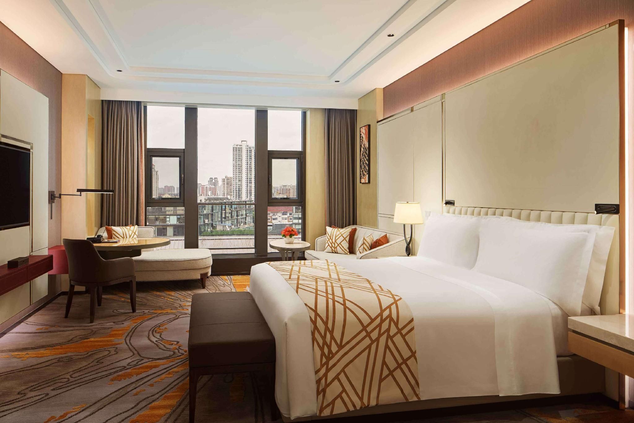 King Deluxe Room