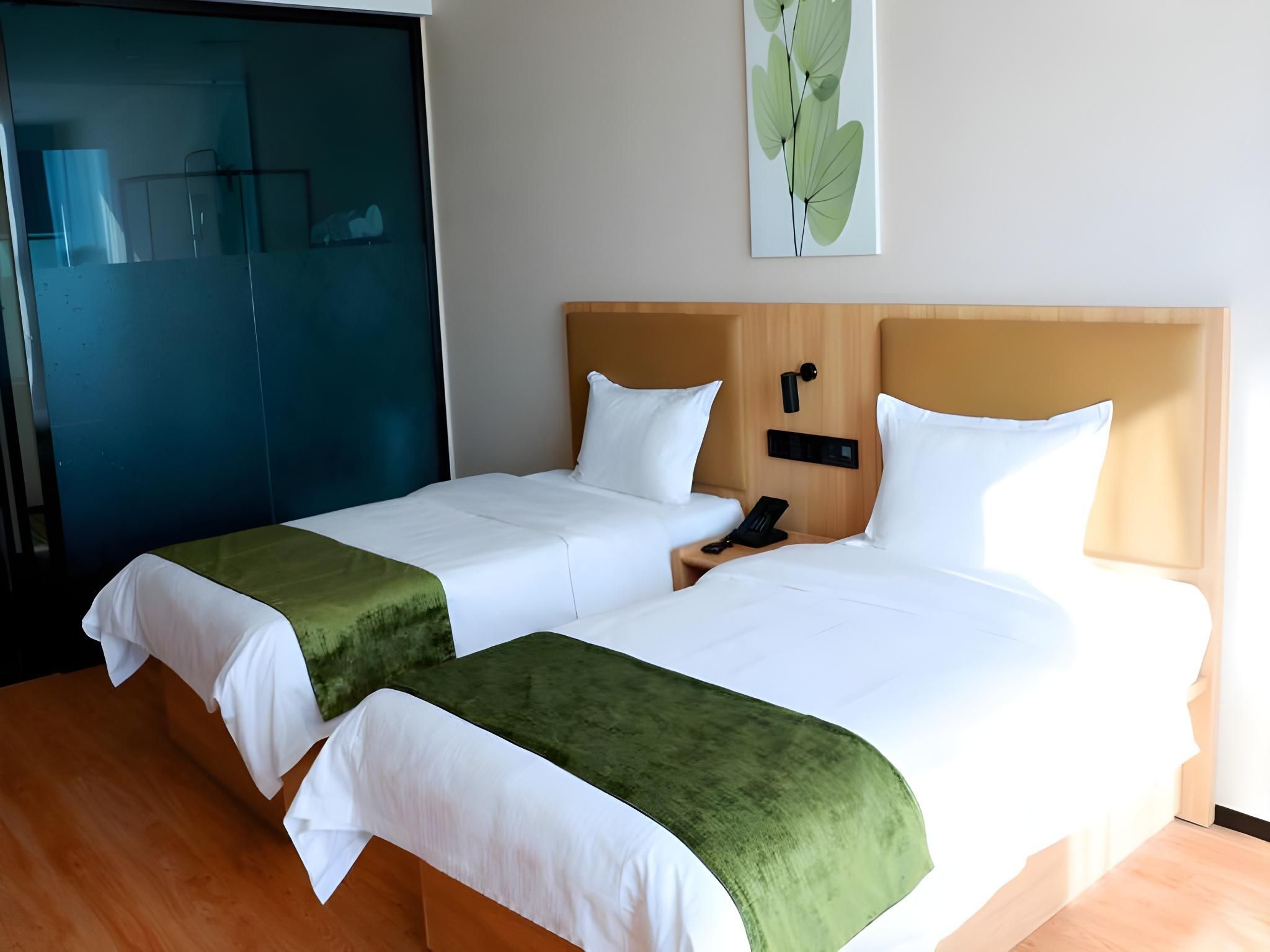 Twin Business Room