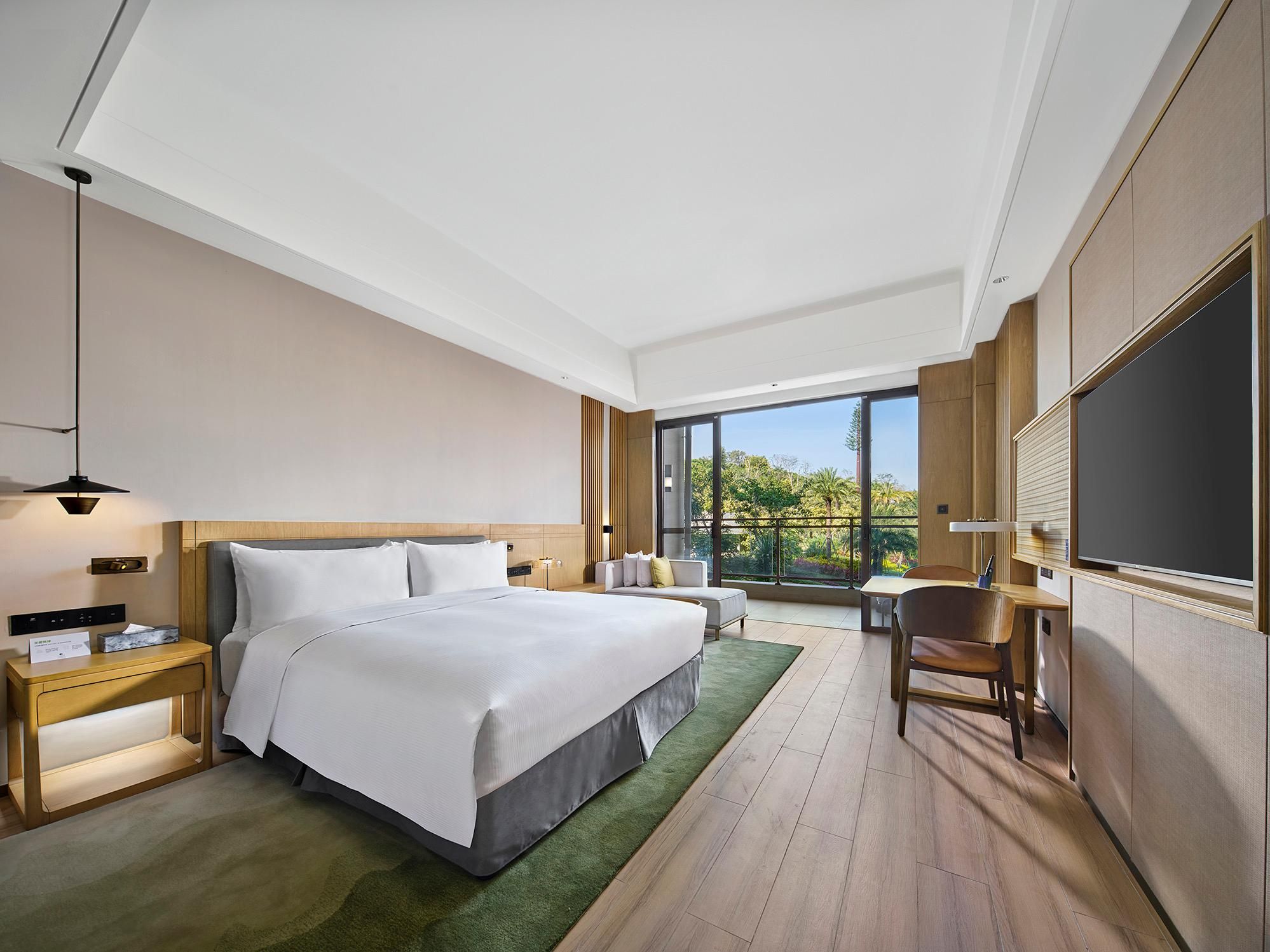 DoubleTree by Hilton Lingshui Hot Spring King Garden View Room