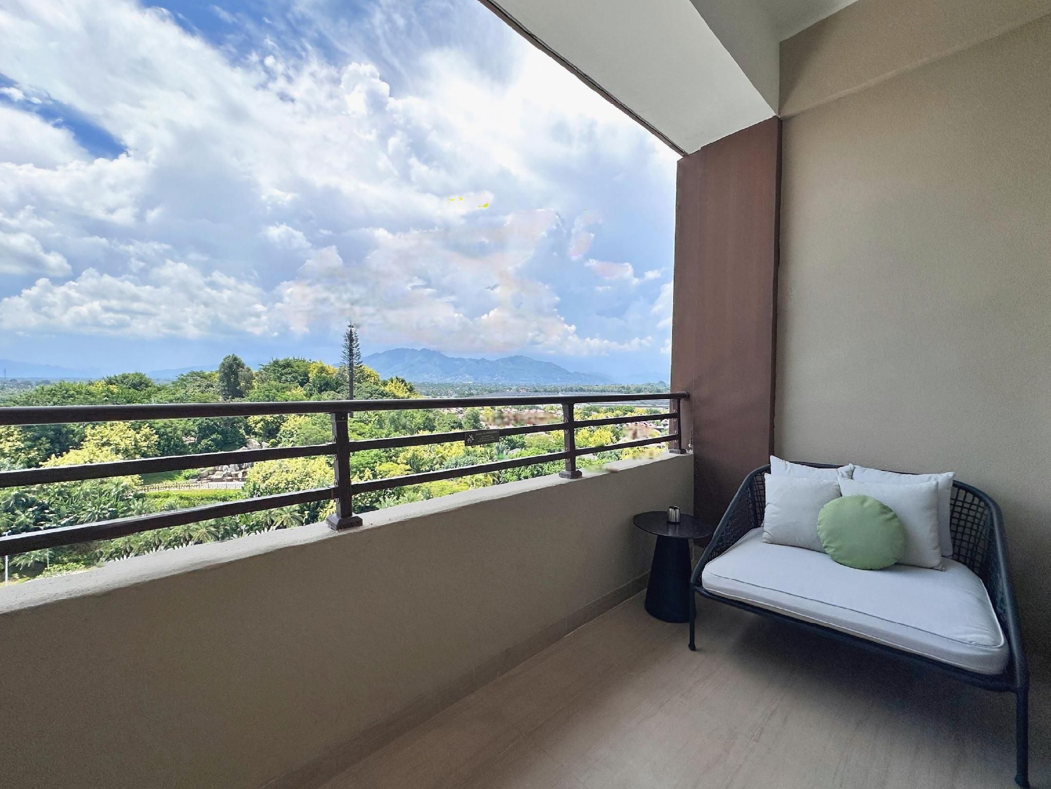 DoubleTree by Hilton Lingshui Hot Spring King Guest Room