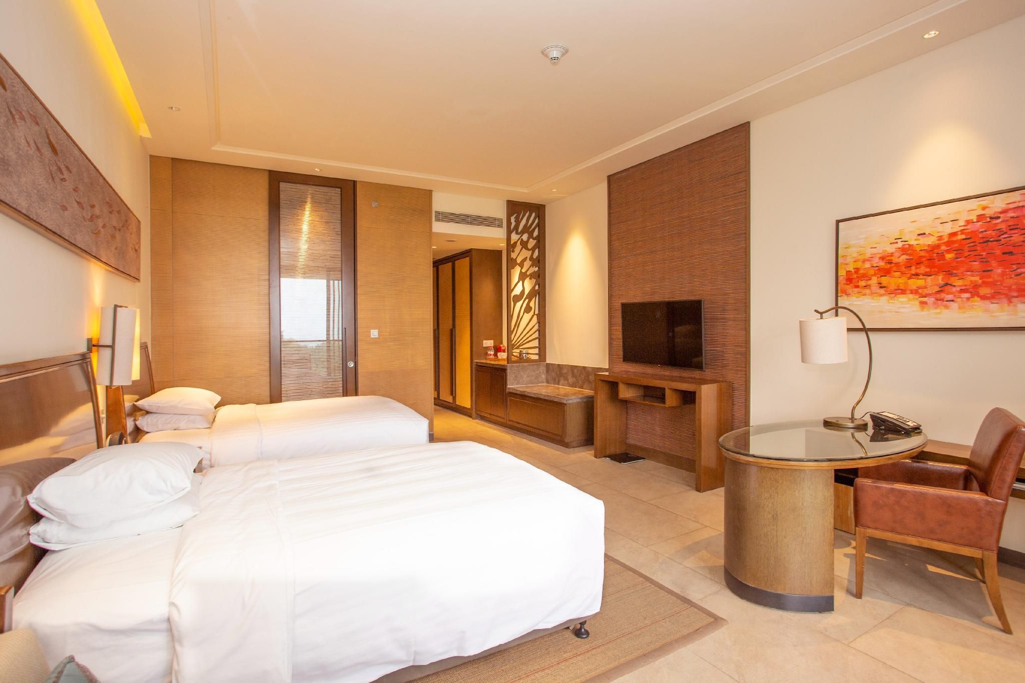 Group ROH, Guest room, King or Double