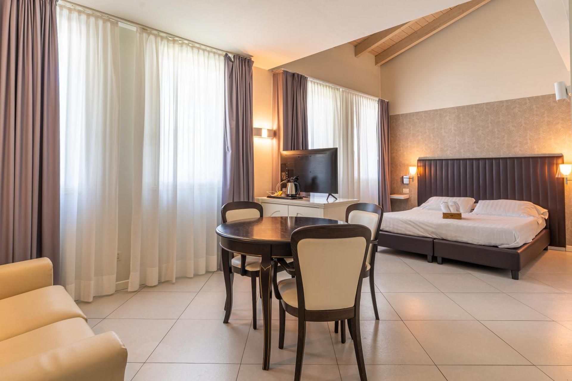Junior Suite