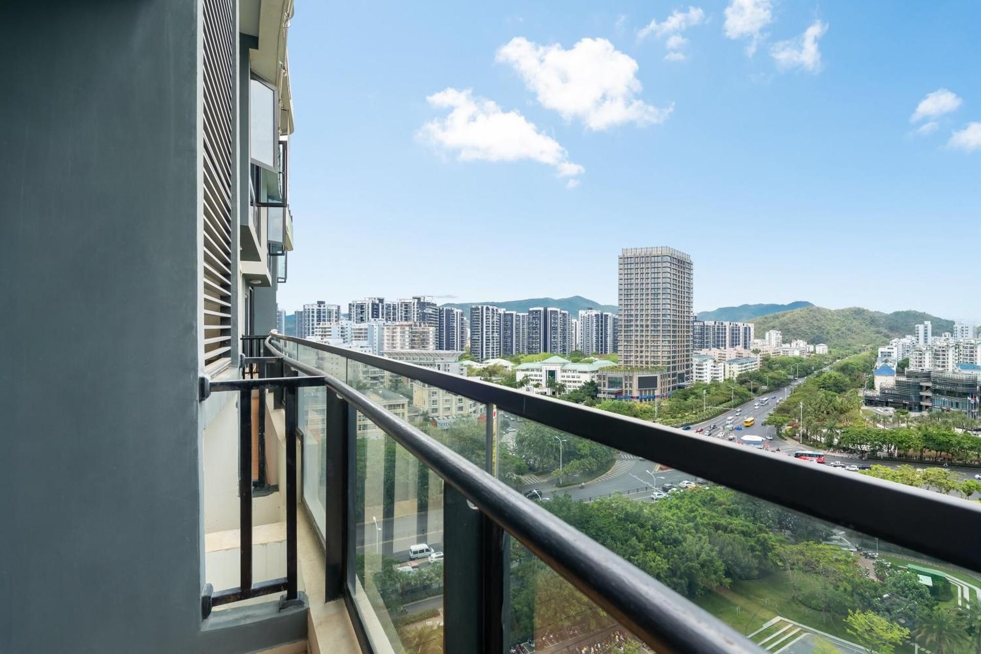 Duplex Suite - 2-Room, City-View (1 living room, kitchen, fridge)