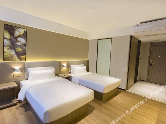 Business Twin Room