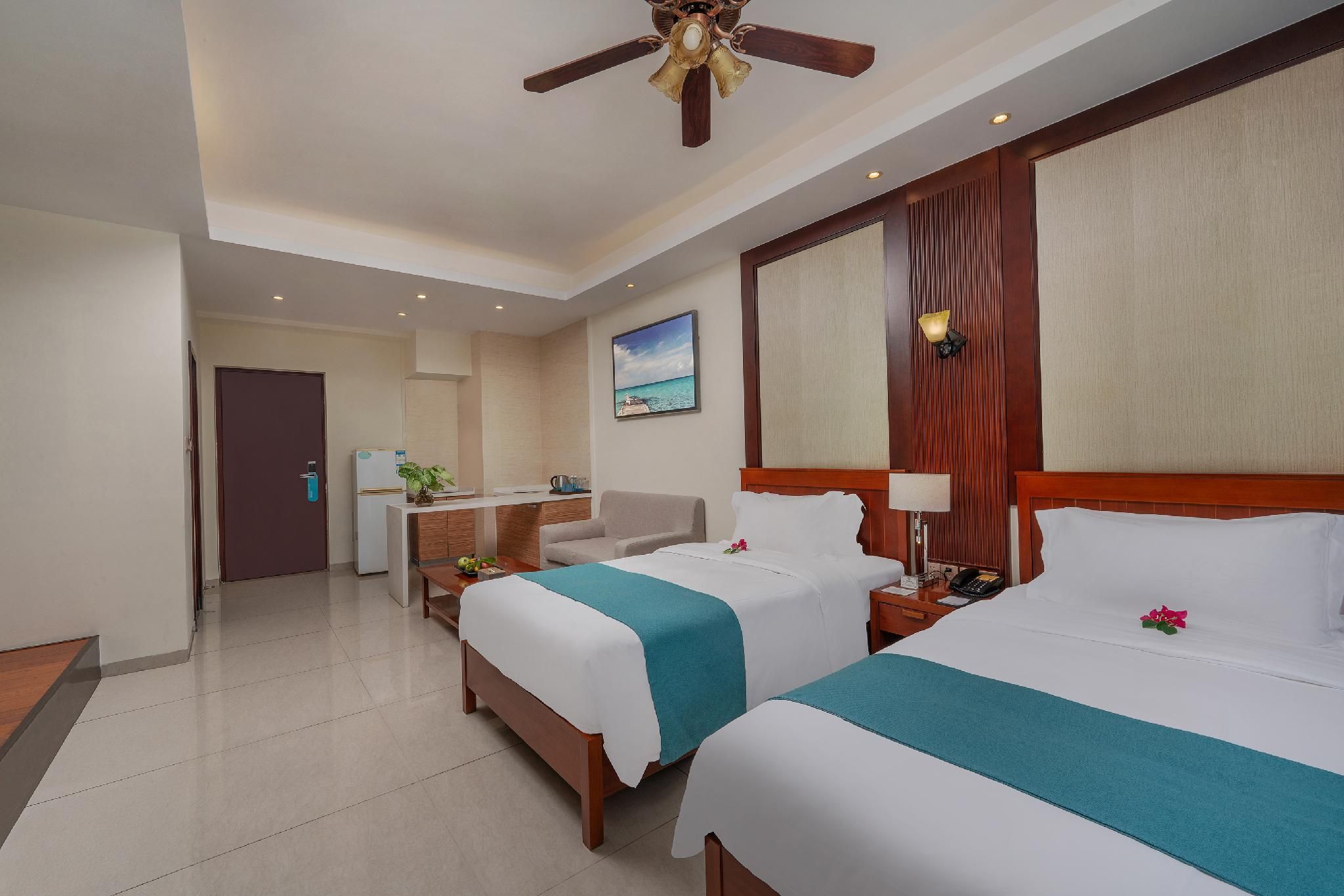 Superior City View Twin Room