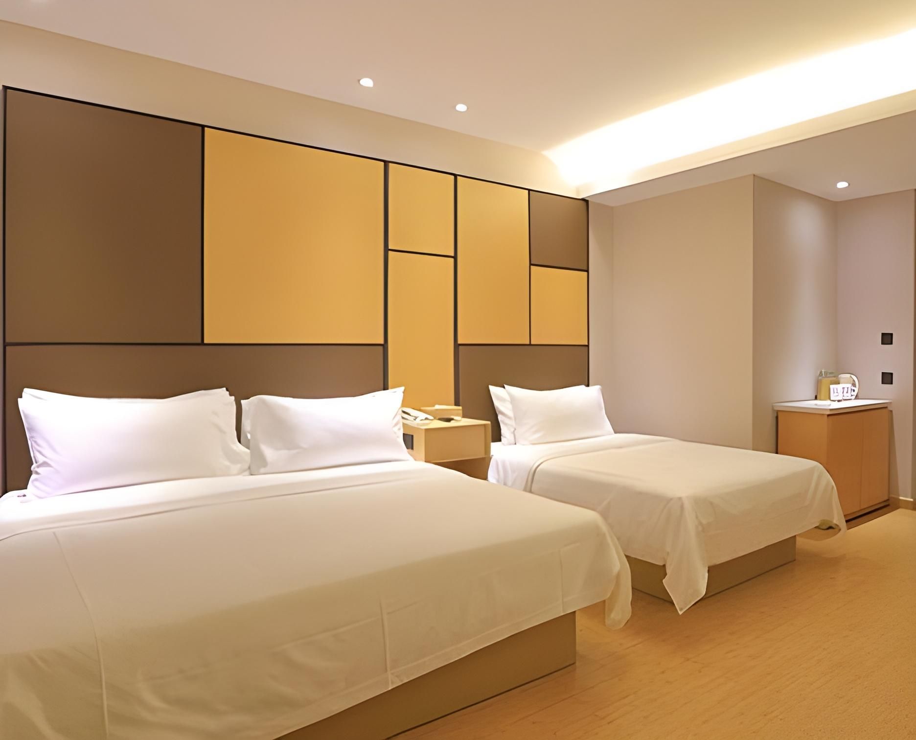 Huazhu - Family Room