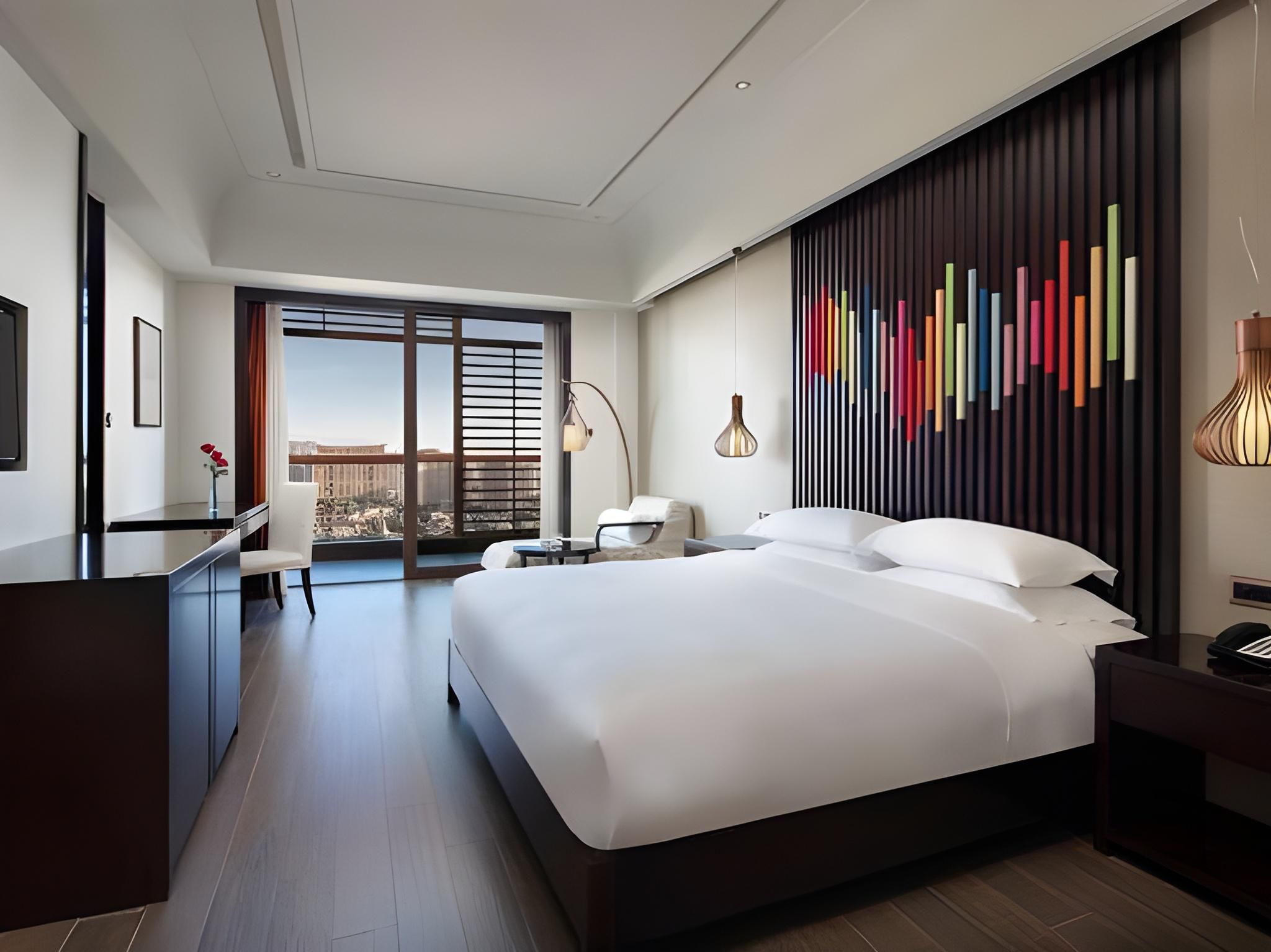 Deluxe Room with Garden View