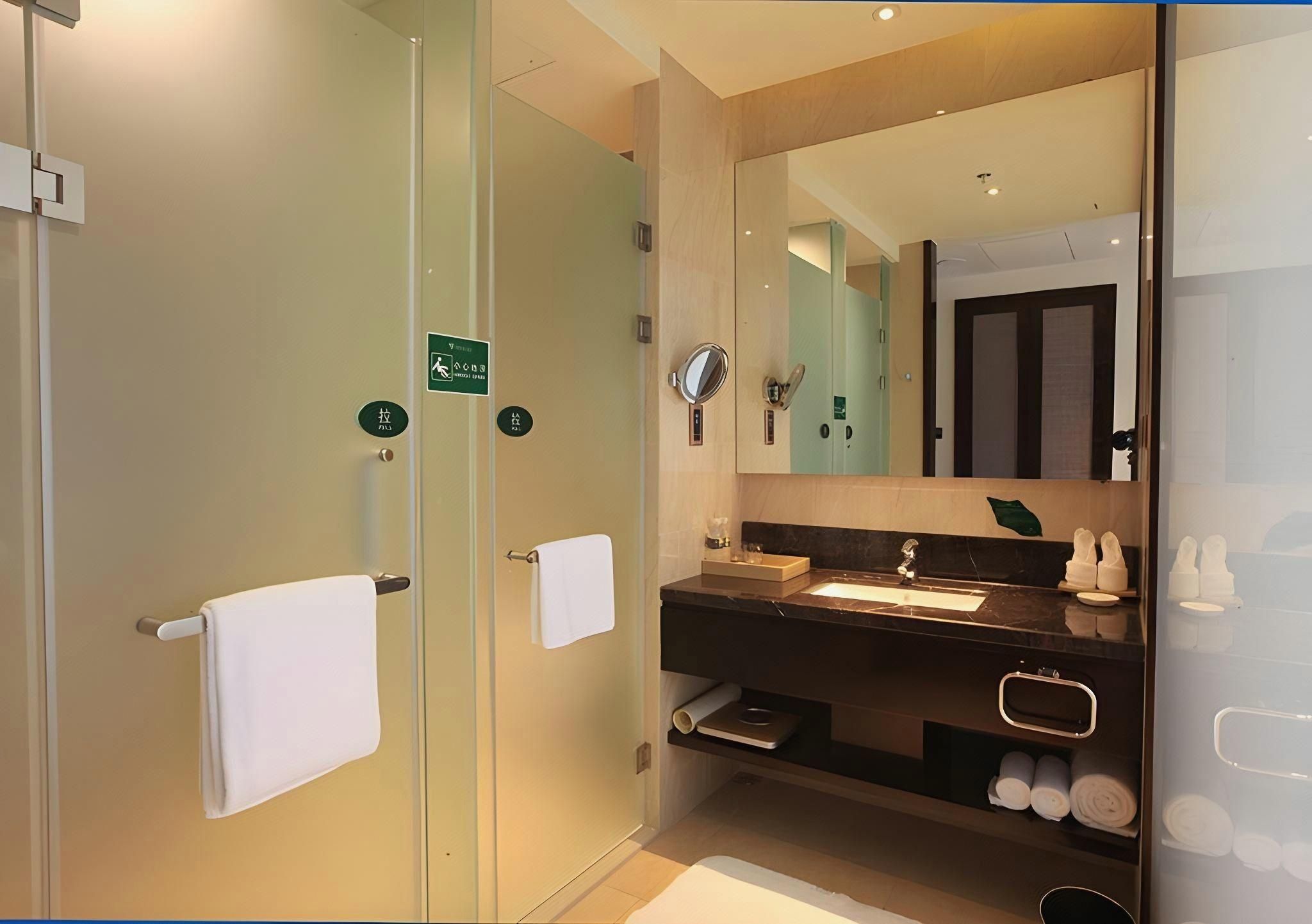 Deluxe Room with Garden View