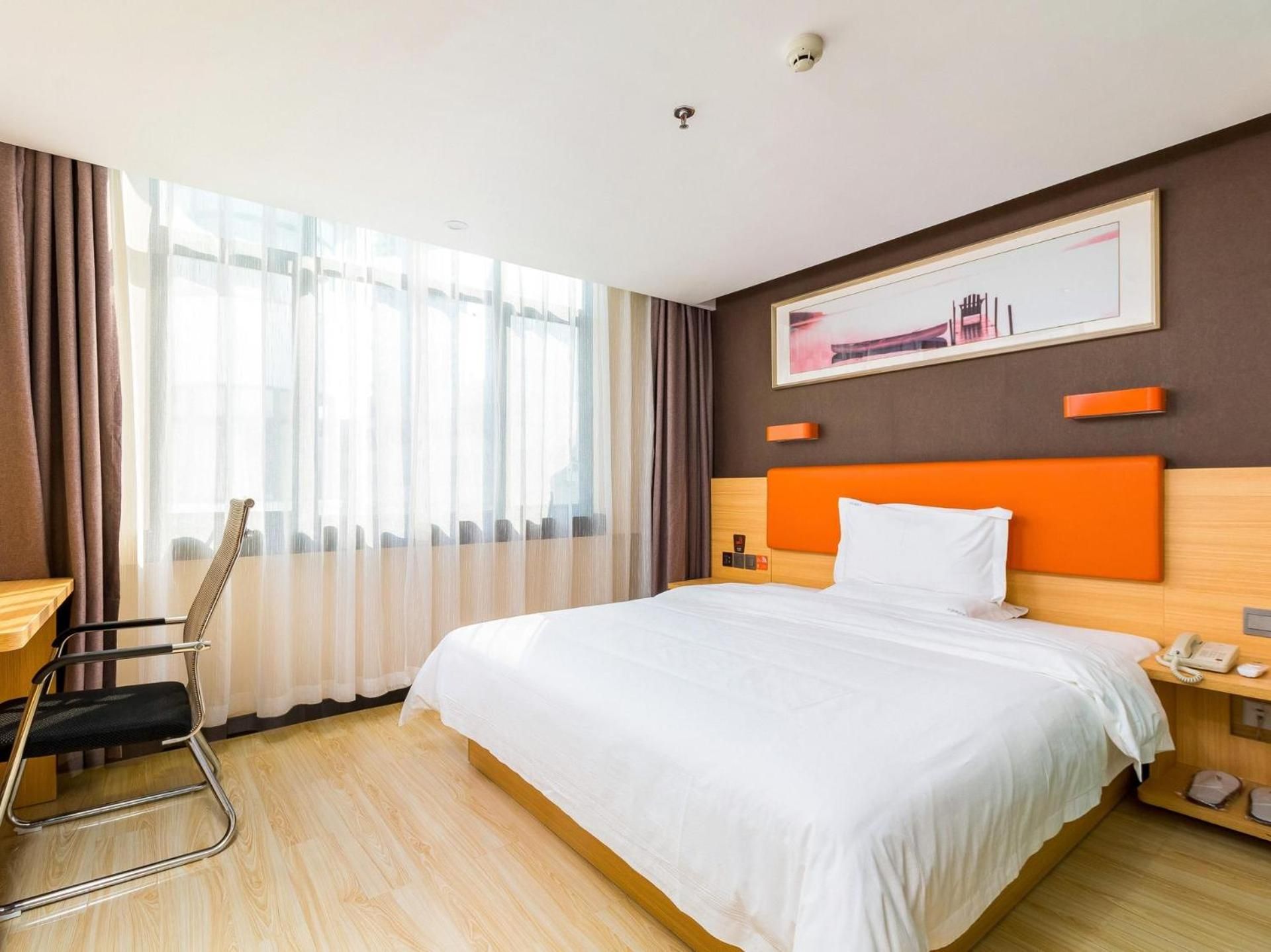 Superior Queen Room