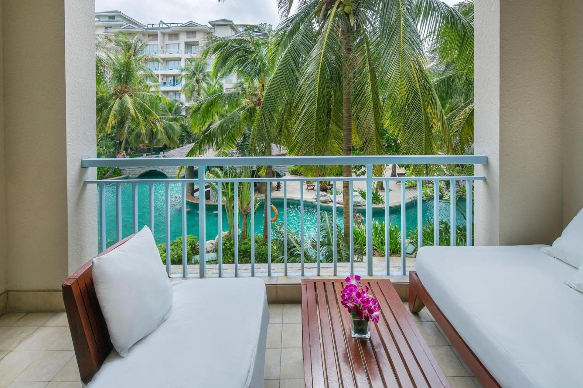Swiss Select Room, 2 Single Size Beds,Pool View