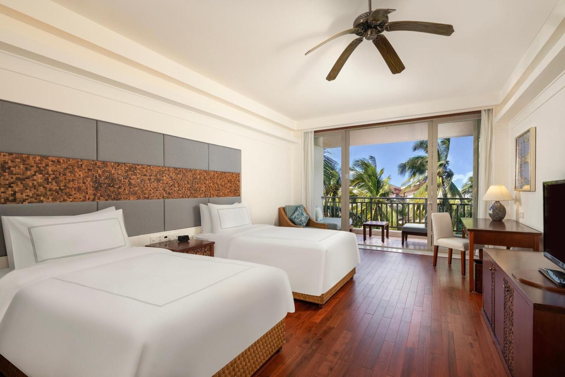 Premier Room