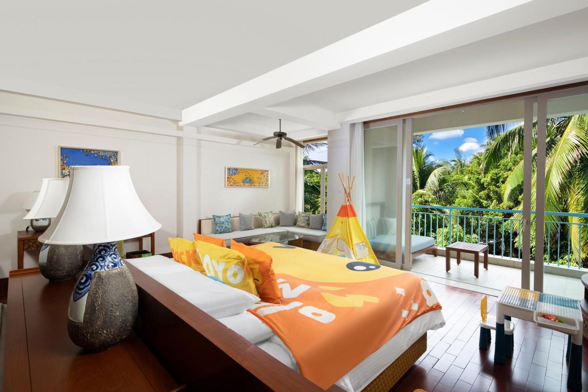 Swiss Signature Room, 1 King Size Bed, Children Theme