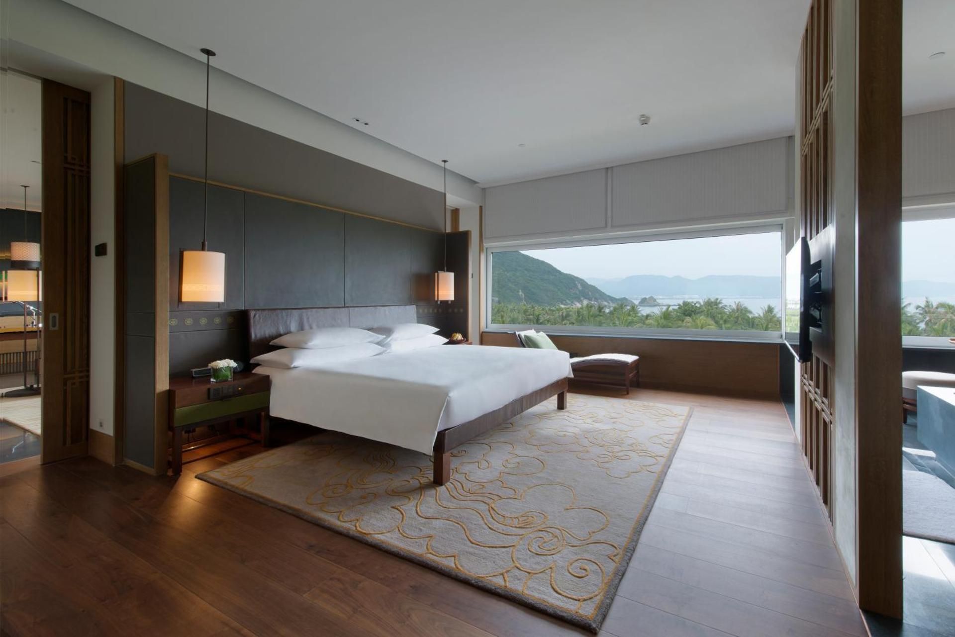 Park Premium Ocean View Suite King