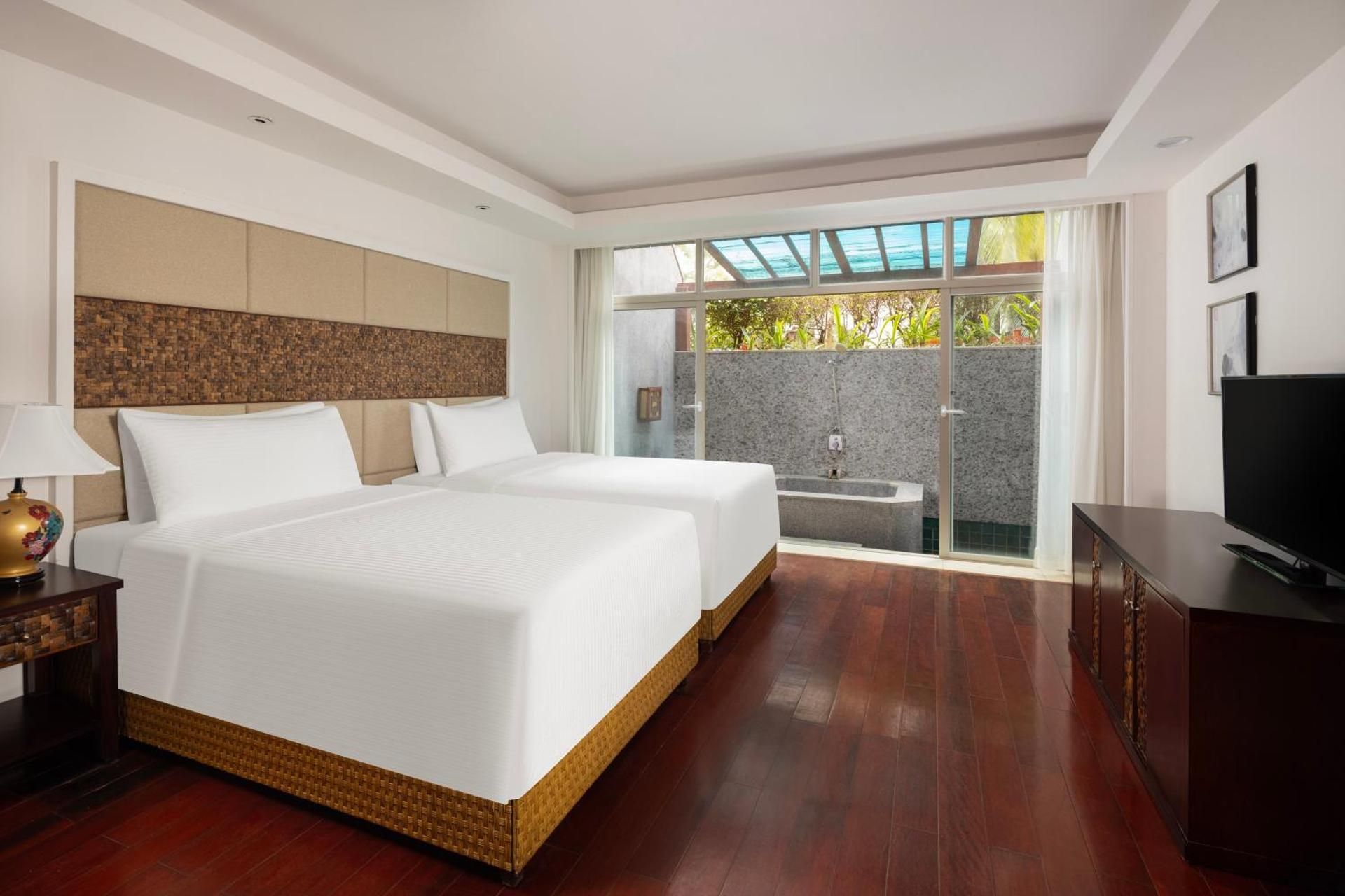 Classic Room, 2 Single Size Beds