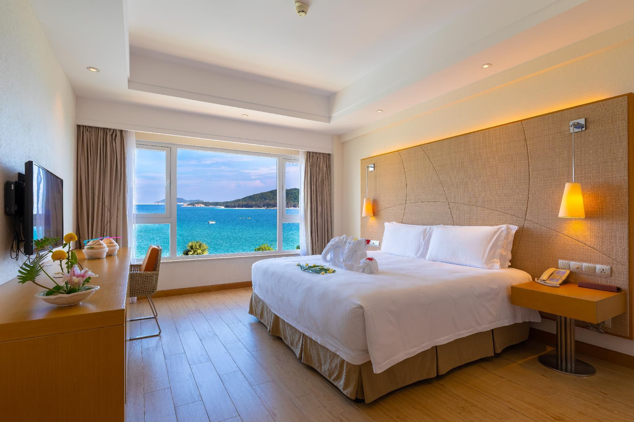 Grand Ocean View King Room