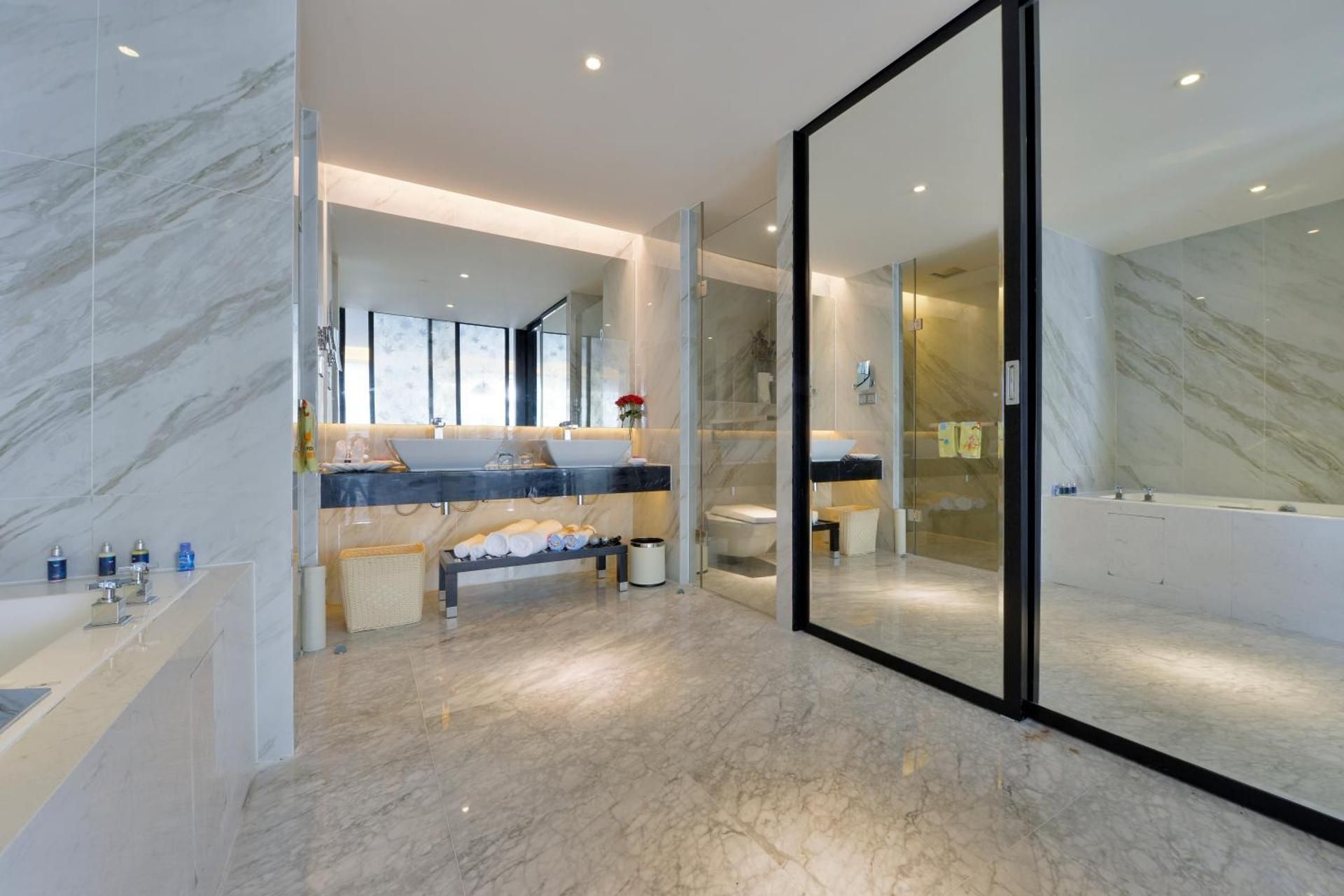 Suite with Pool View