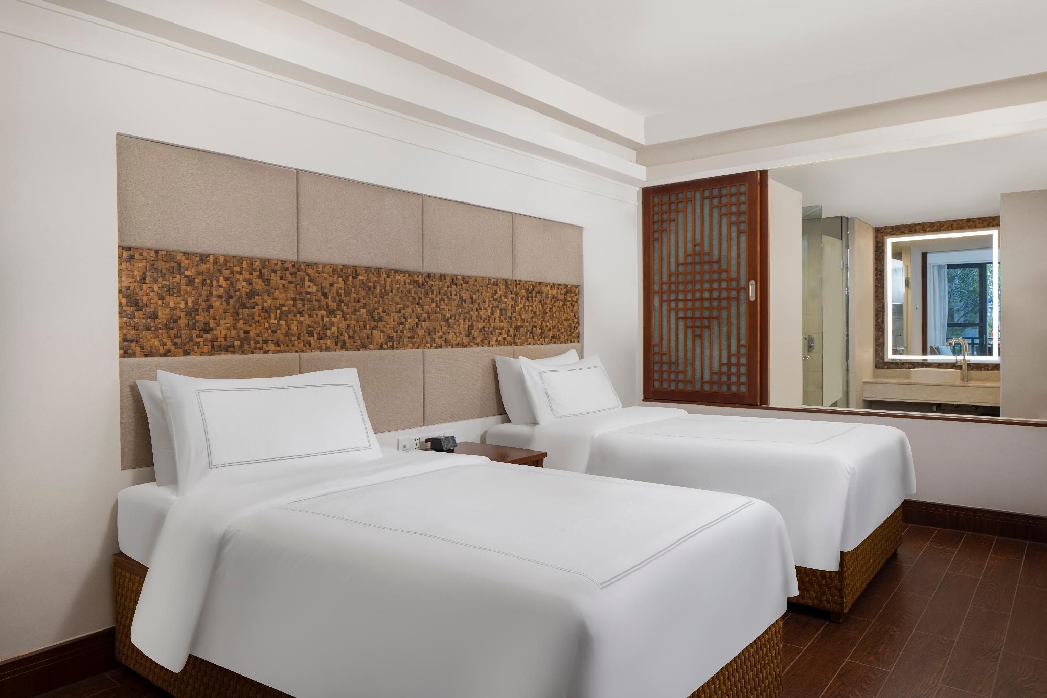 Swiss Signature Room, 2 Single Size Beds, with Private Swimming Pool