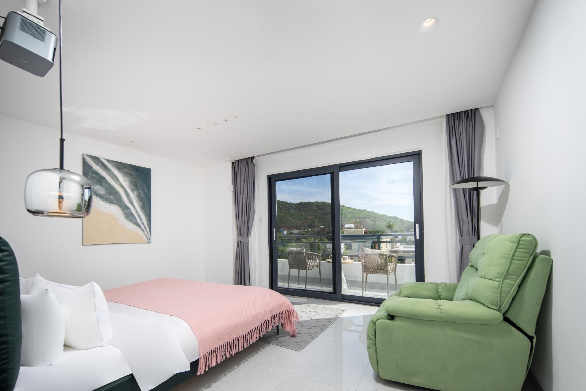 Huazhu - Room With Bed