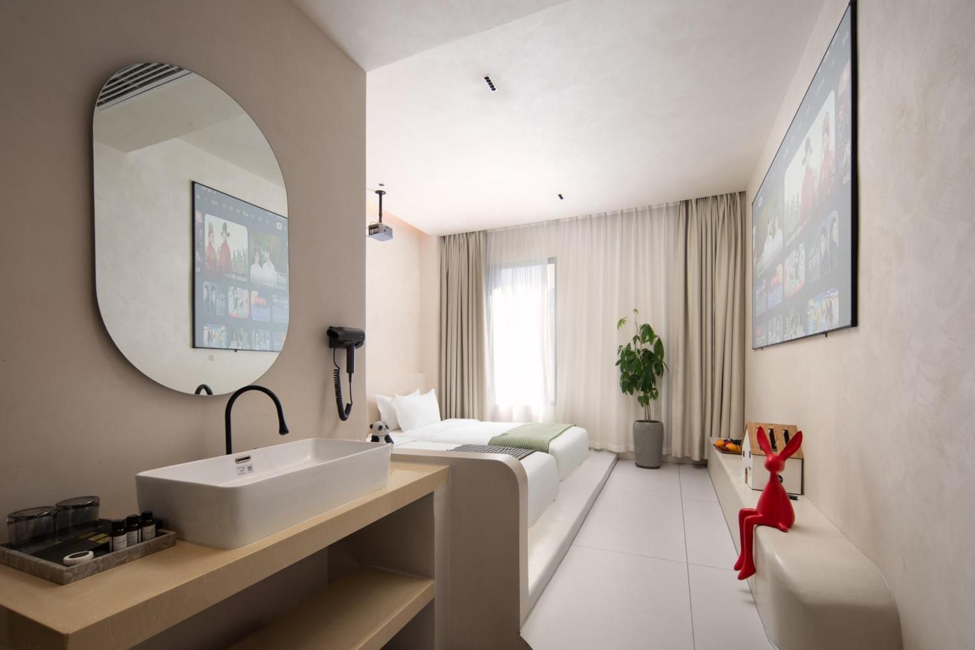 Double or Twin Room with Private Bathroom