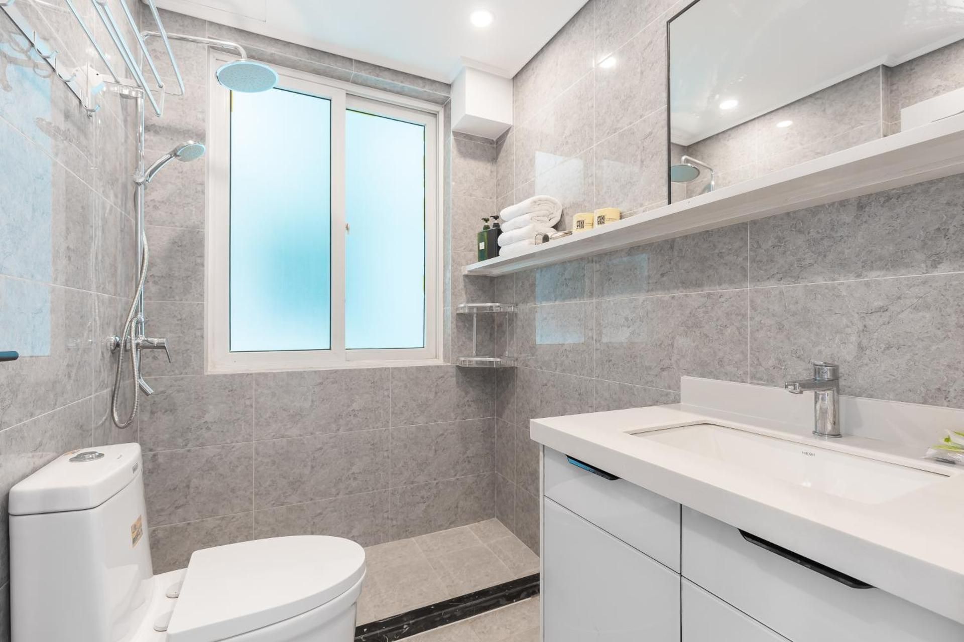 Deluxe Suite with Sea View