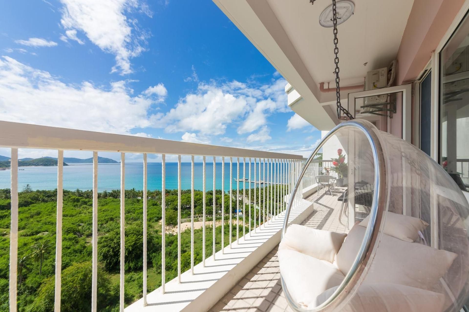 Three-Bedroom Premium Apartment with Balcony