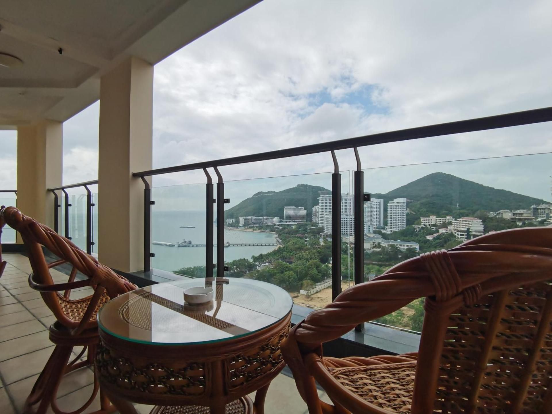 Suite with Sea View