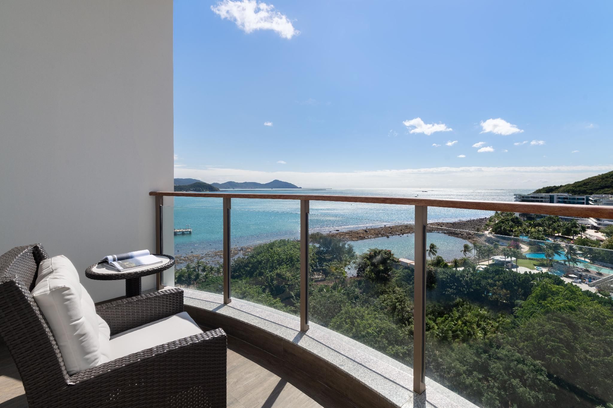 Grand Ocean View Twin Room