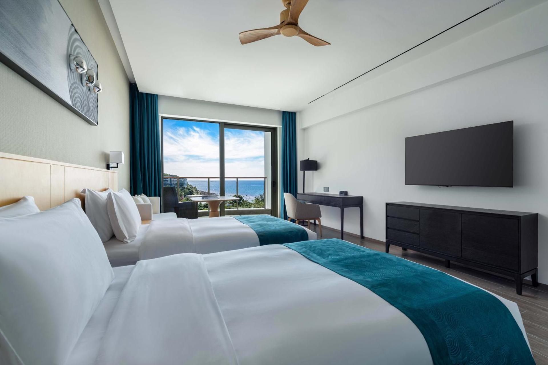 Twin Room with Sea View