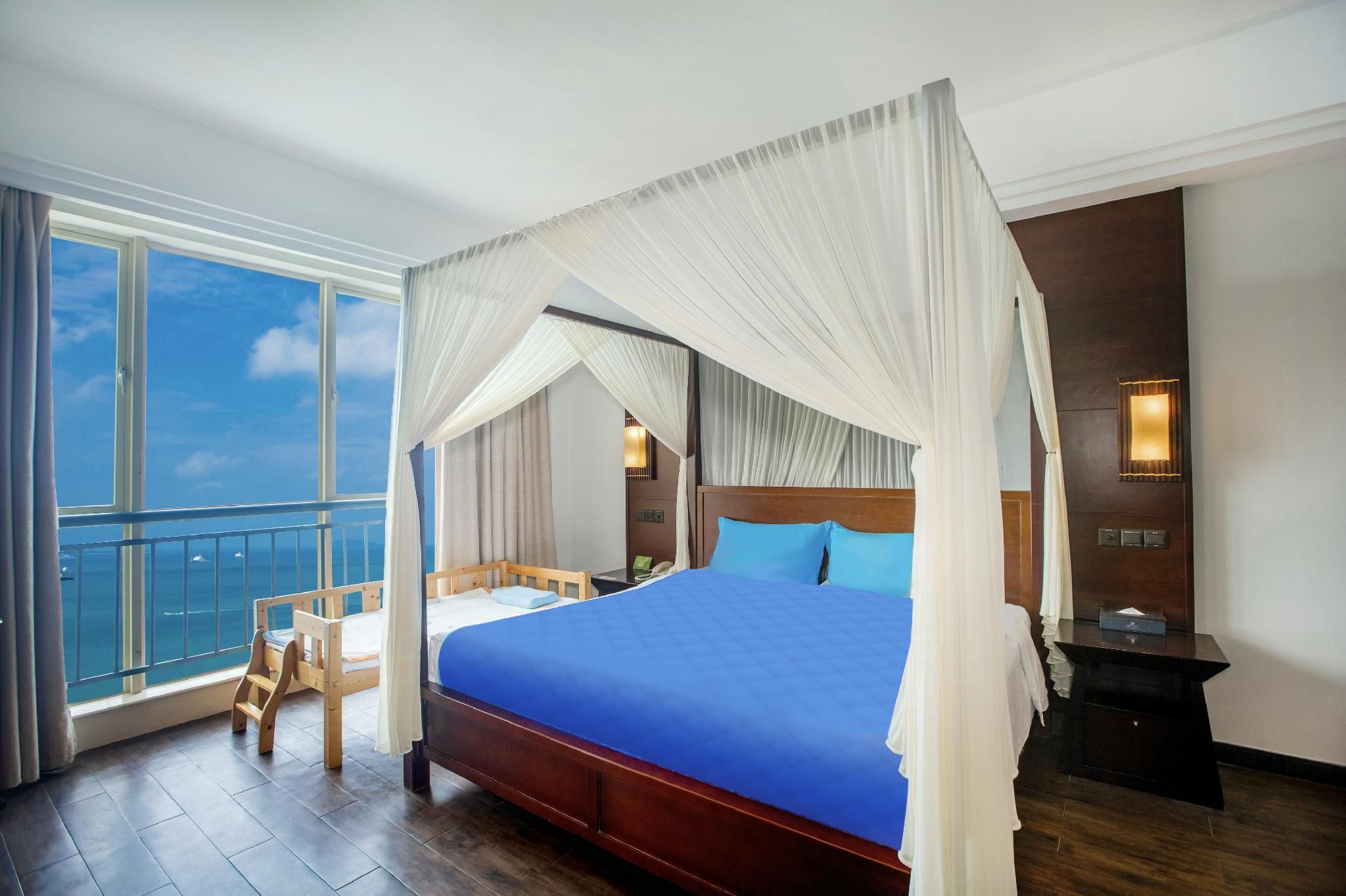 Sea View Kids Suite