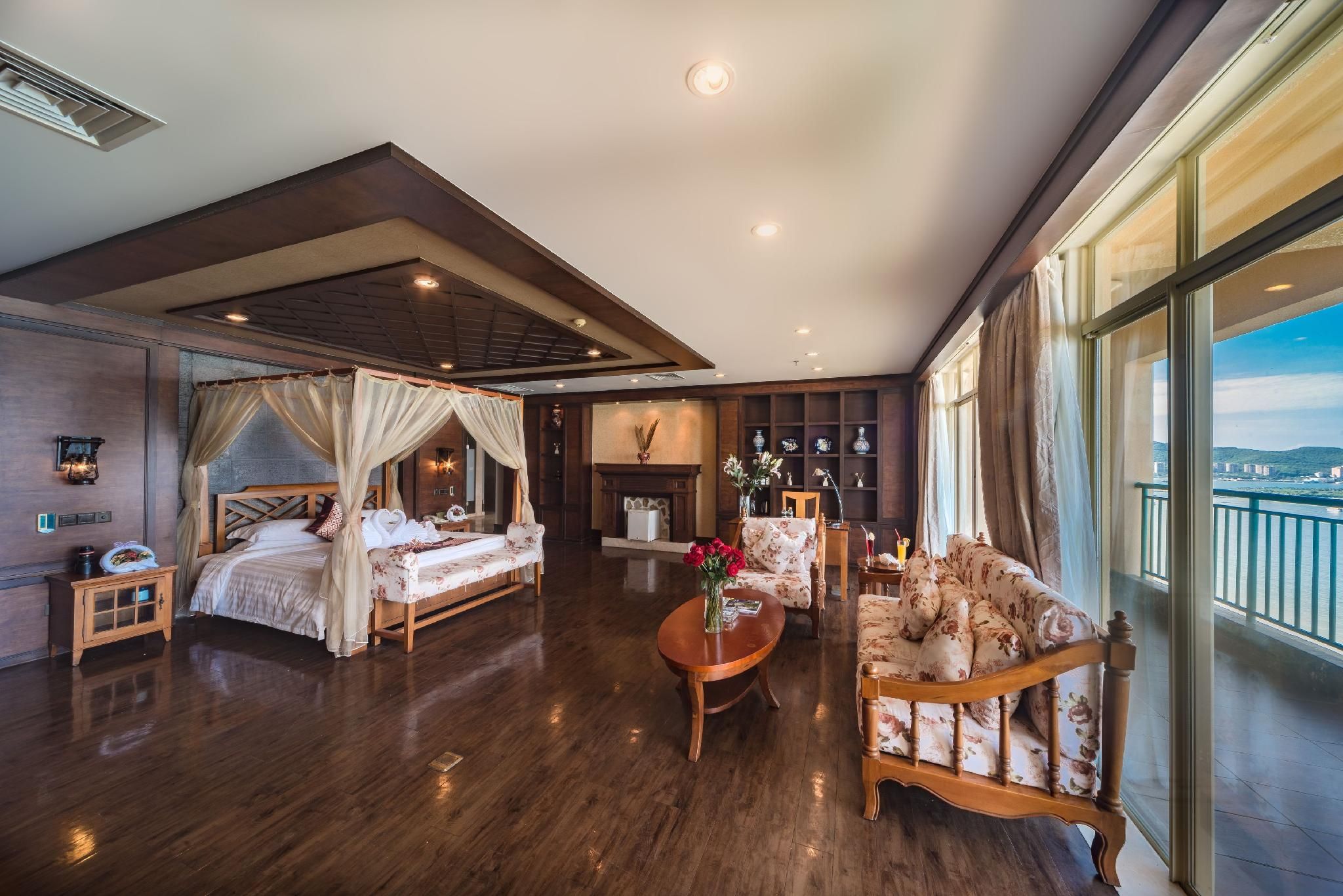 Suite with Sea View