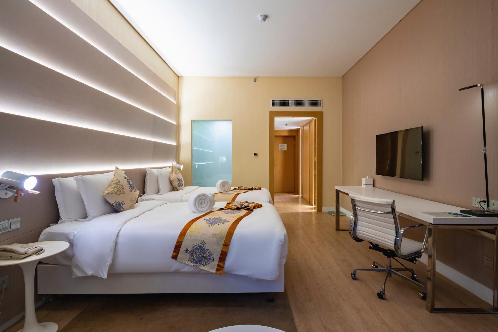 Deluxe View Twin Bed