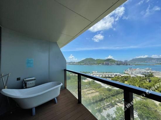 Superior Sea View