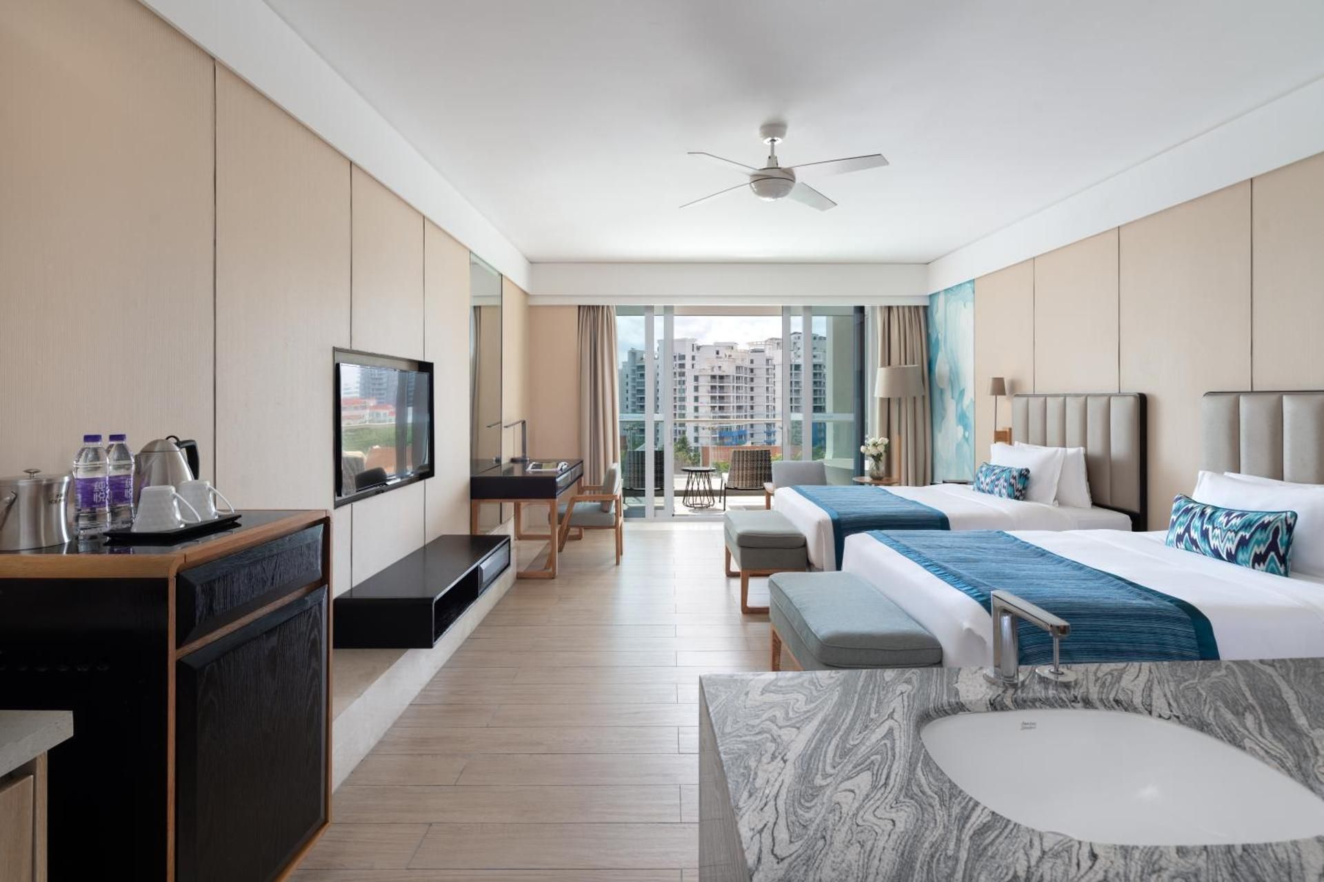 Limited Offer - Superior Room( Daily breakfast + Including one time Western-style Set Menu for 2 adults per 2-nights stay + Breakfast for 2 child under 4.3 ft are free)