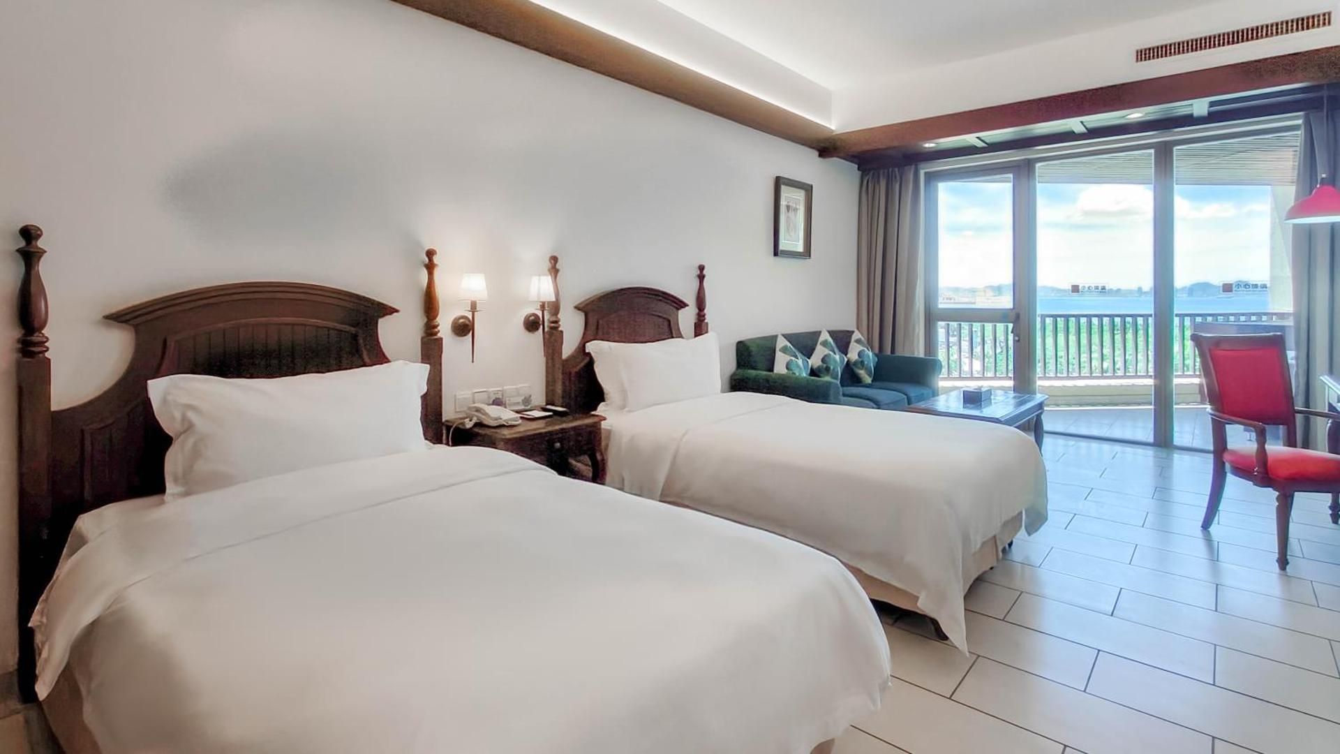 Superior Double or Twin Room with Sea View