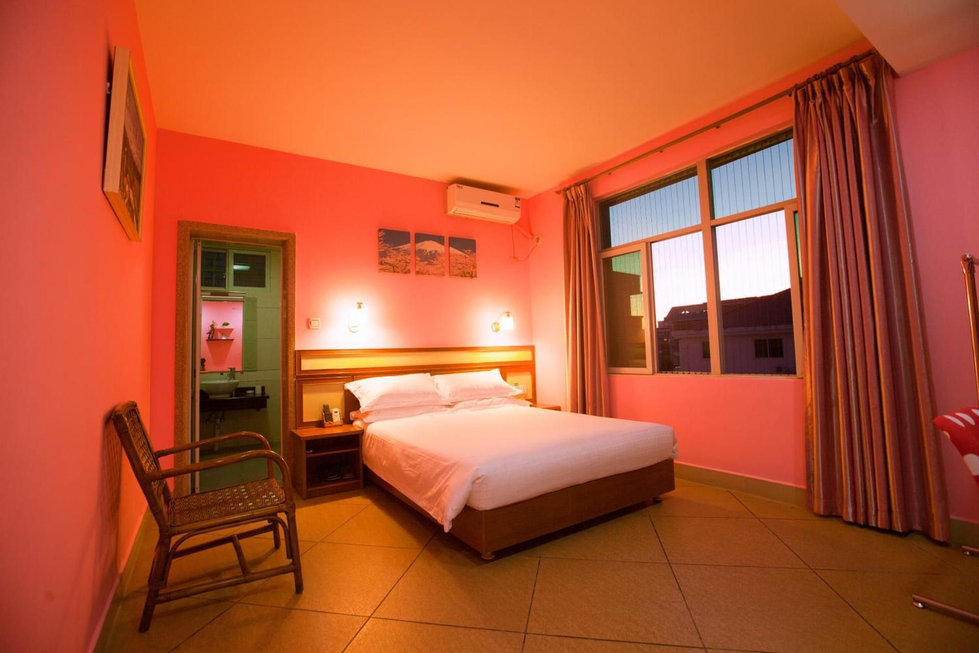 Deluxe Double Room with Shower