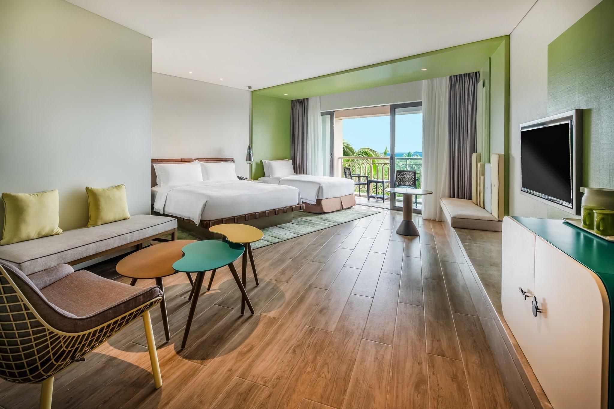 1 King 1 Double Premium Sea View