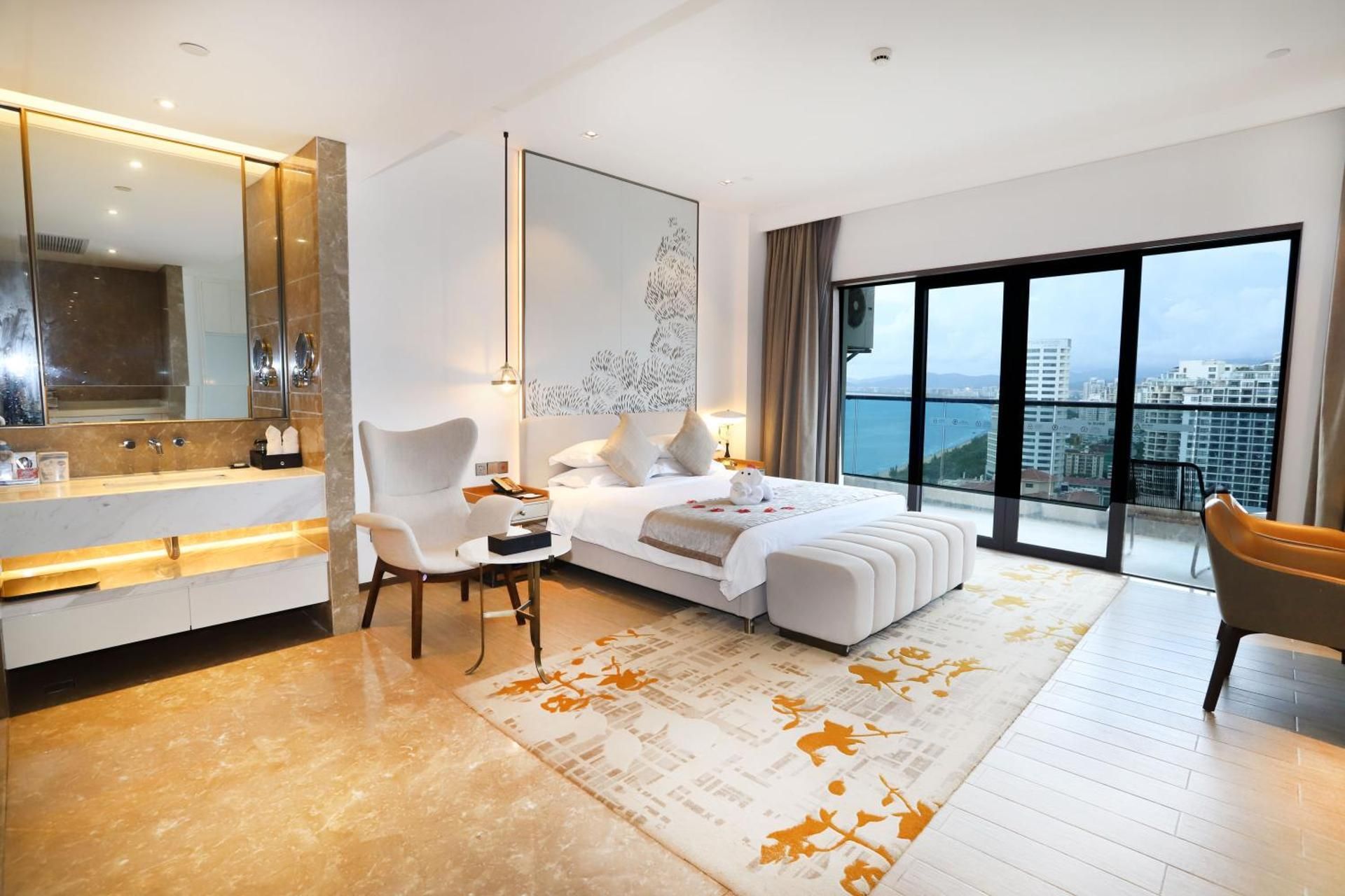 Super Room