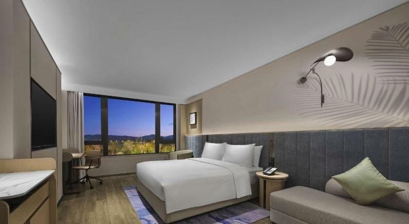 King Accessible Room