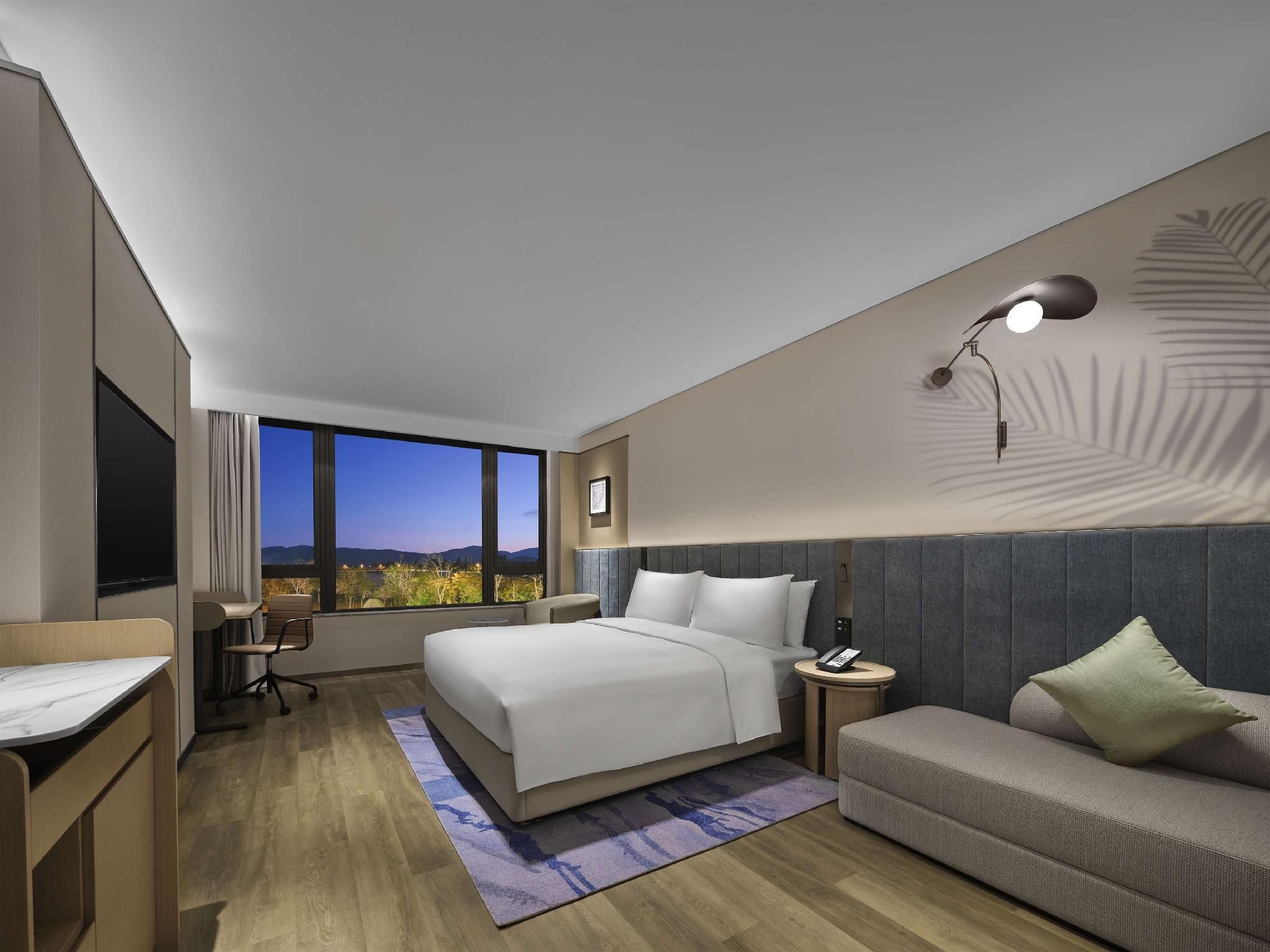 King Guest Room