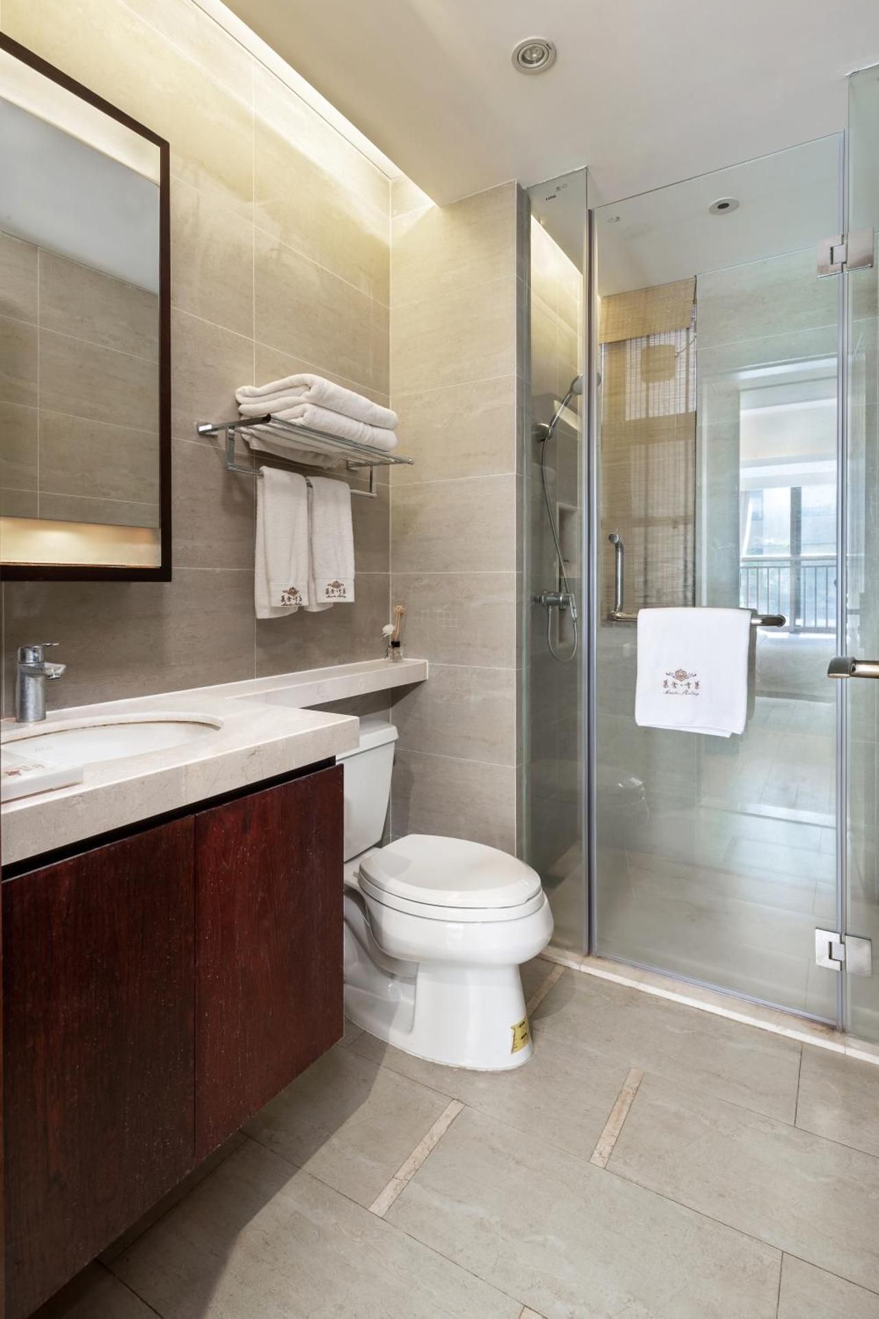 Standard condo 3 bedroom
