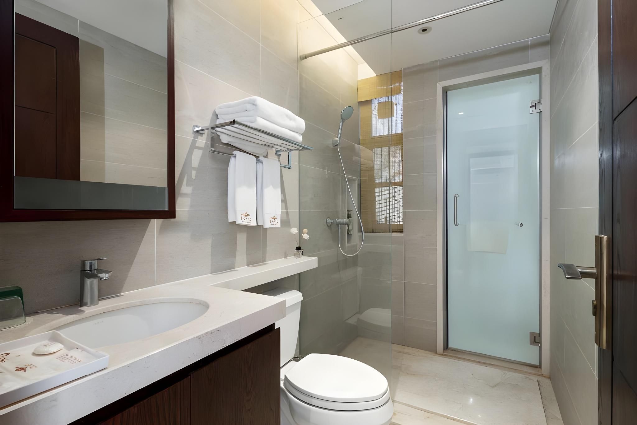3-Bedroom Garden View Apartment