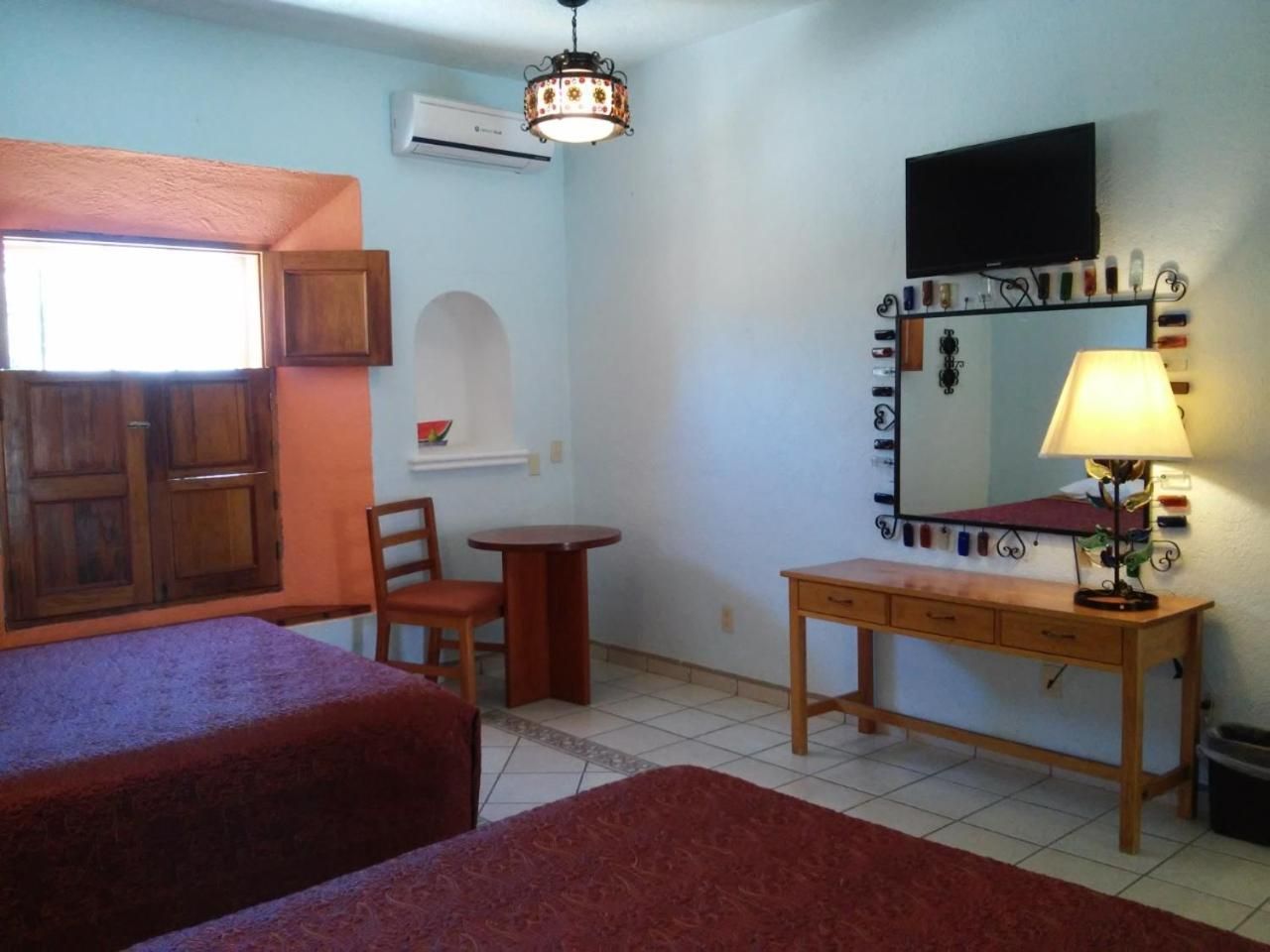 Deluxe Queen Room with Two Queen Beds