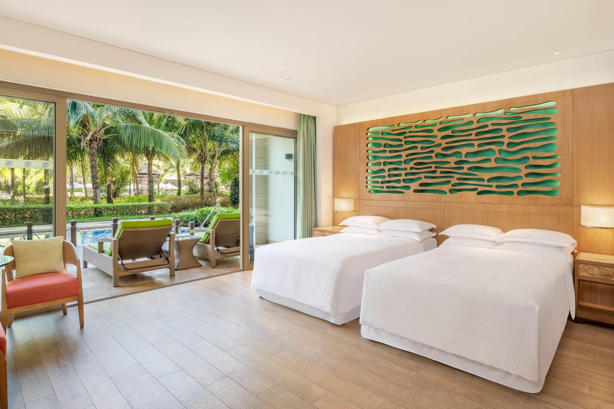 Guest room, 2 Double, Pool access, Balcony