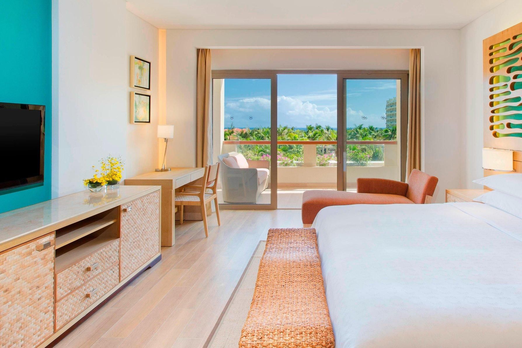 2 Bedroom Suite, Bedroom 1: 1 King, Bedroom 2: 2 Twin, Sea view, Balcony