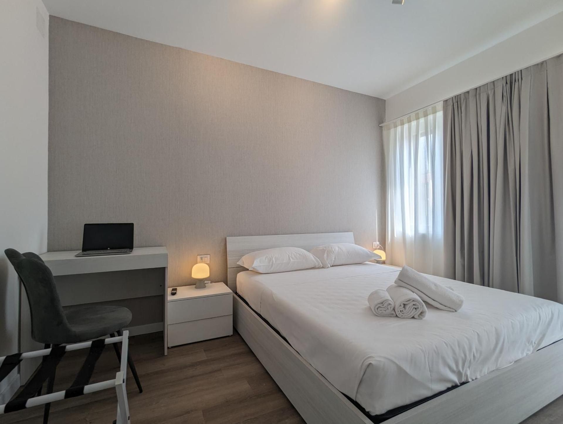 Large Double Room