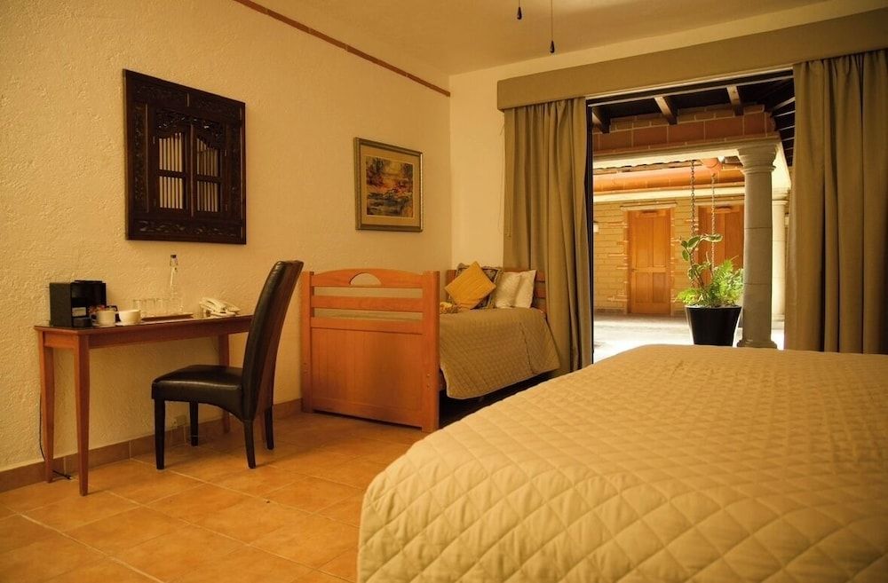 Hacienda Suite with private external bathroom