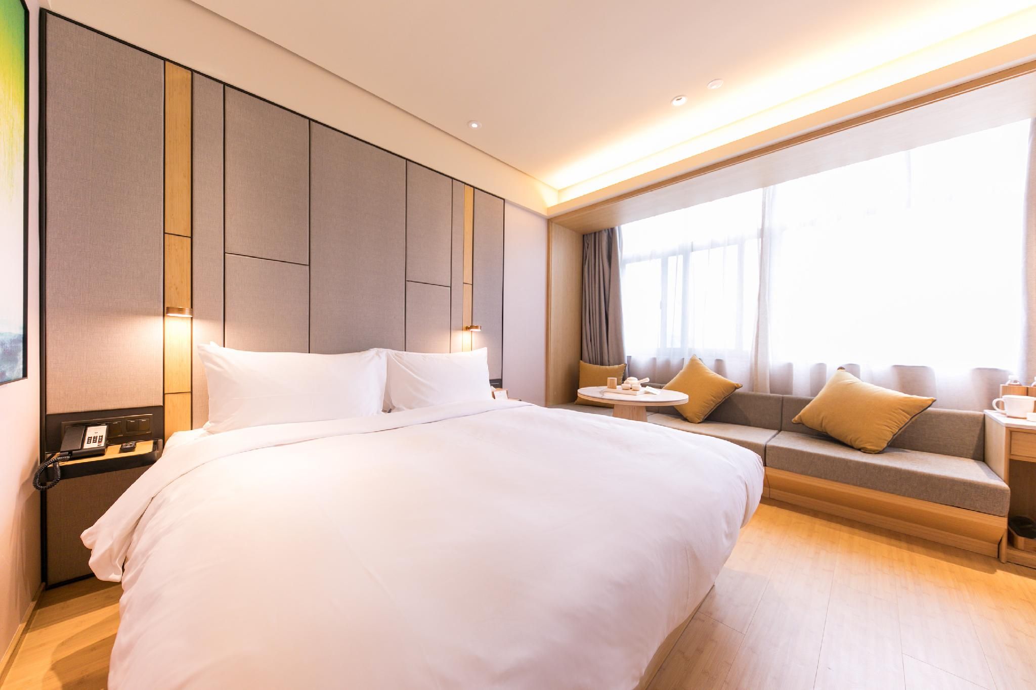 Business Queen Bed Room