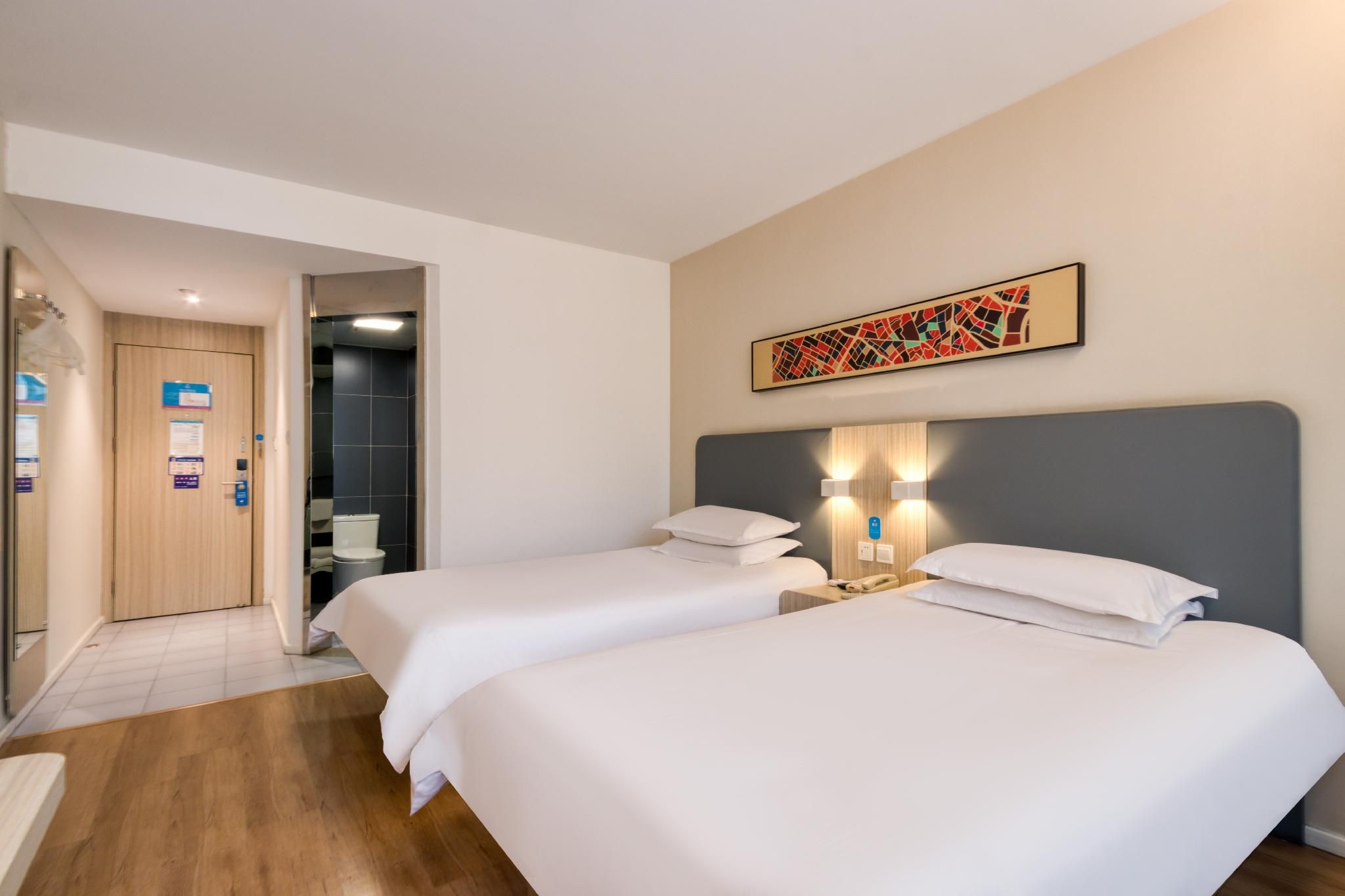Huazhu - Twin Room A